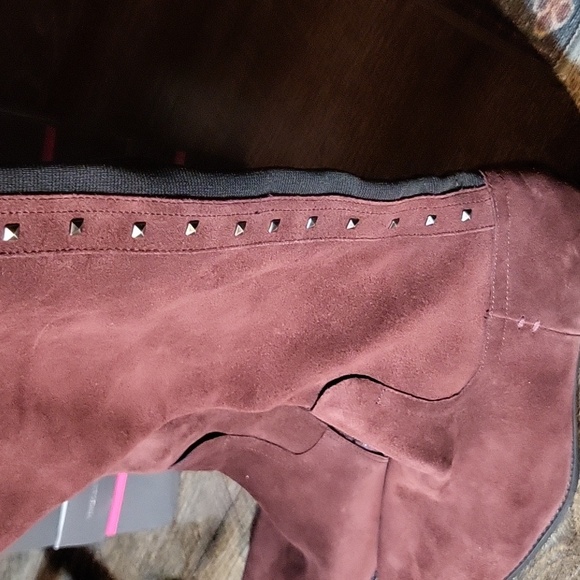 Vincent Camuto Boots - Picture 4 of 6